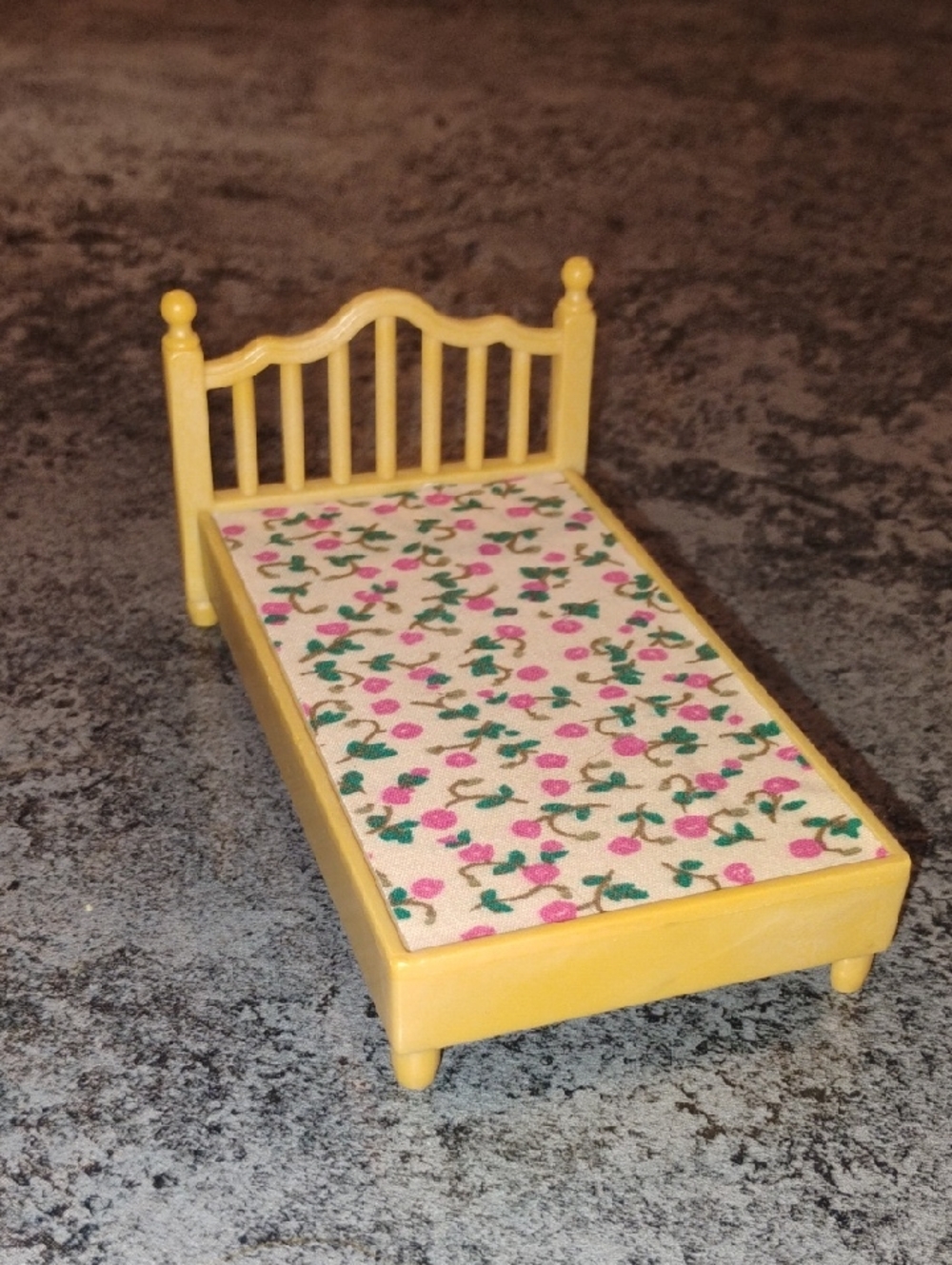 Calico Critters Red Roof Country Home Cottage Bed Replacement Part